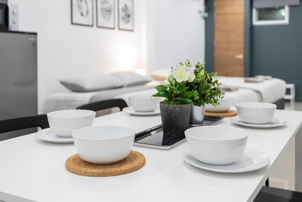 P1 Silom Pan Large Room Full Kitchen Wifi 4-6Pax Bangkok Ngoại thất bức ảnh